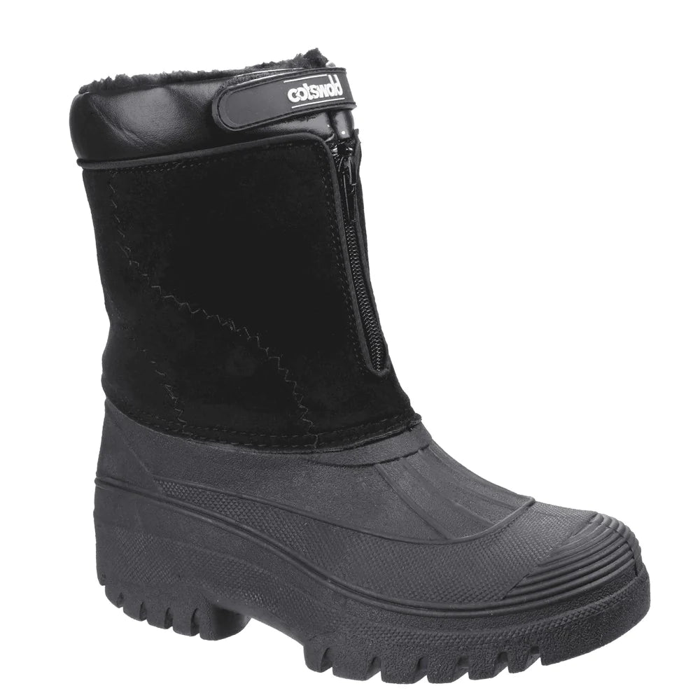How to choose the perfect hiking boots for your trek?