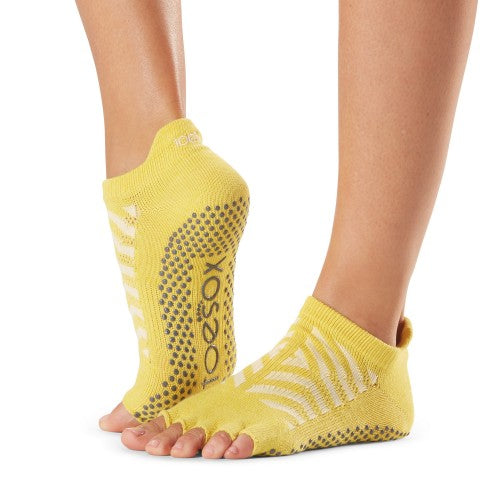 Front - Toesox Womens/Ladies Getaway Half Toe Socks