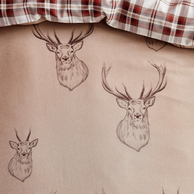 Beige-Cream-Red - Lifestyle - Catherine Lansfield Stag Duvet Cover Set