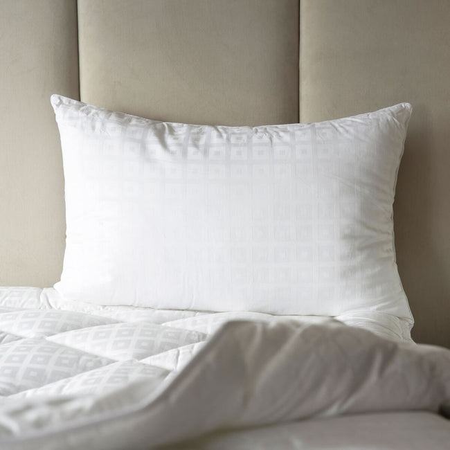 White - Back - Belledorm Hotel Suite Luxury Pillow