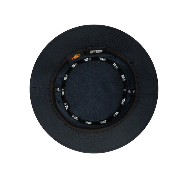 Navy - Side - Manchester United FC Mens New Era Woven Rubber Badge Bucket Hat