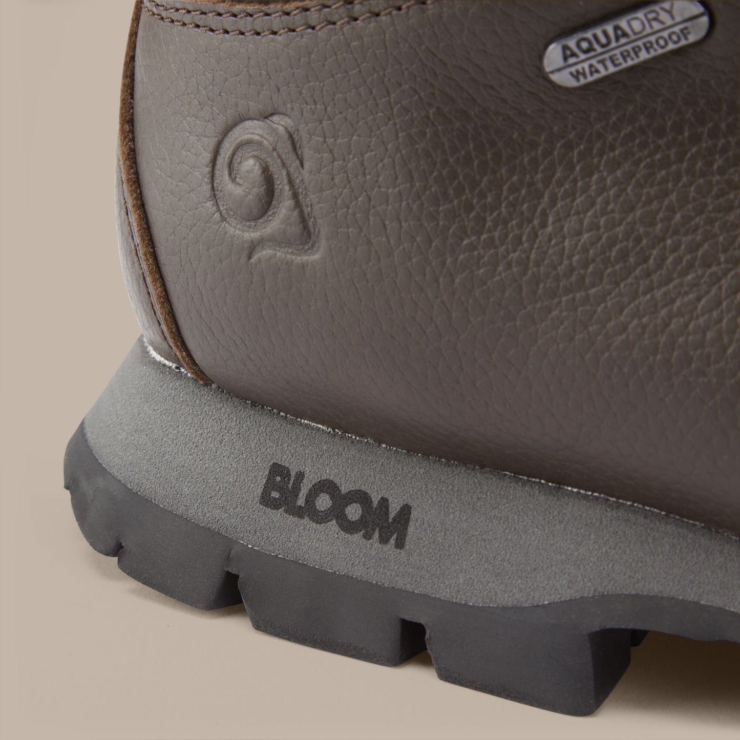 Mocha - Close up - Craghoppers Mens Trek NewHide Walking Boots