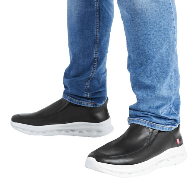 Black - Side - Duke Mens D555 Carlisle 1 Slip-on Wide Shoes