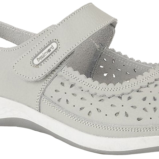 Light Grey - Back - Boulevard Womens-Ladies Wide Fitting Window Back Punched Bar Shoes