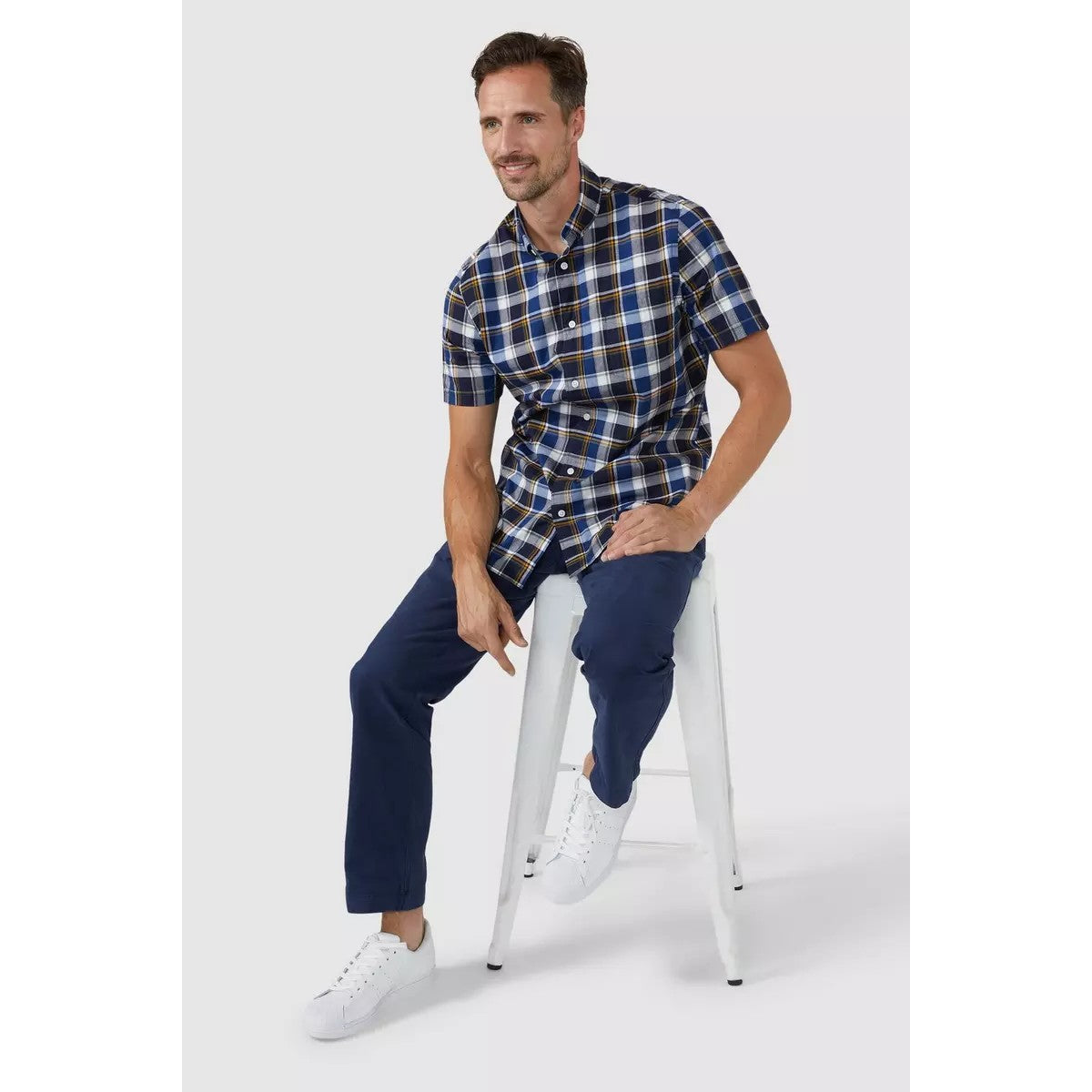 Royal Blue - Lifestyle - Maine Mens Chinos