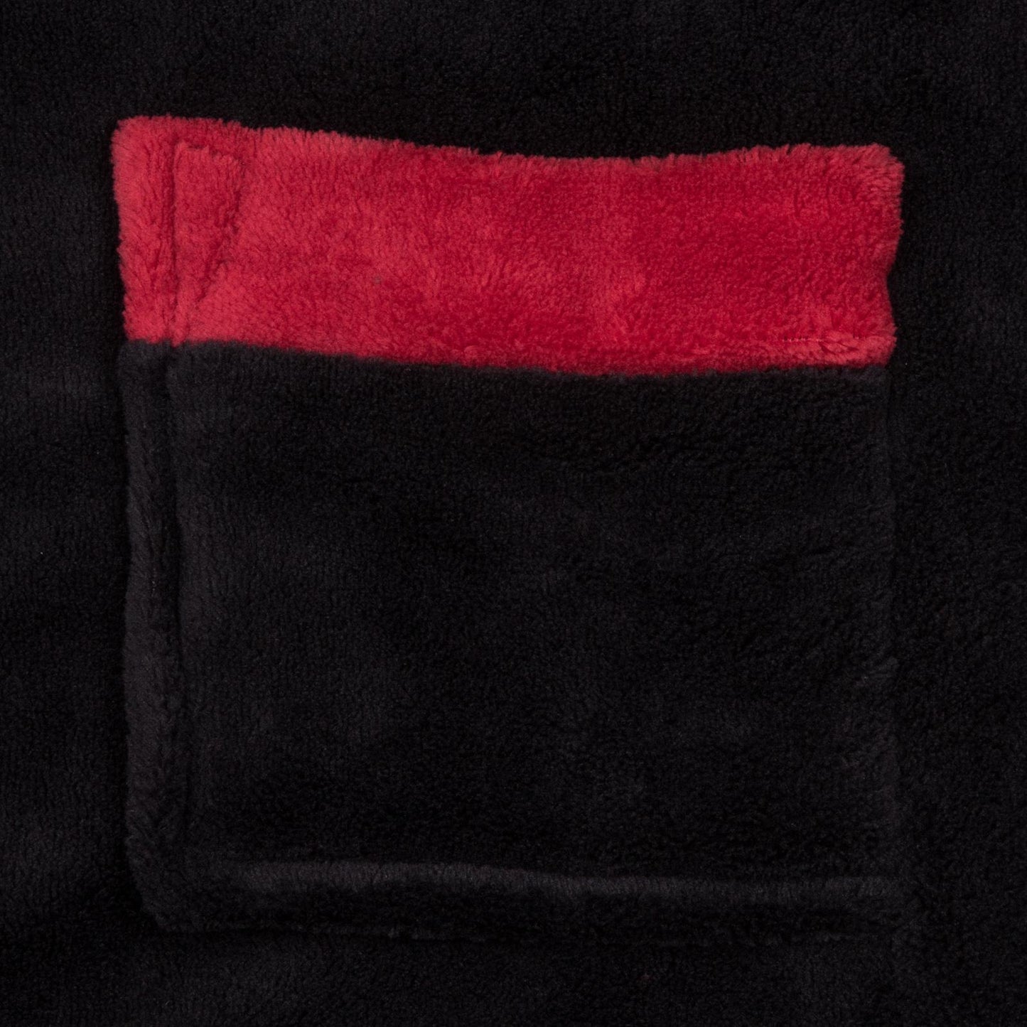 Black - Lifestyle - Liverpool FC Boys Crest Fleece Dressing Gown