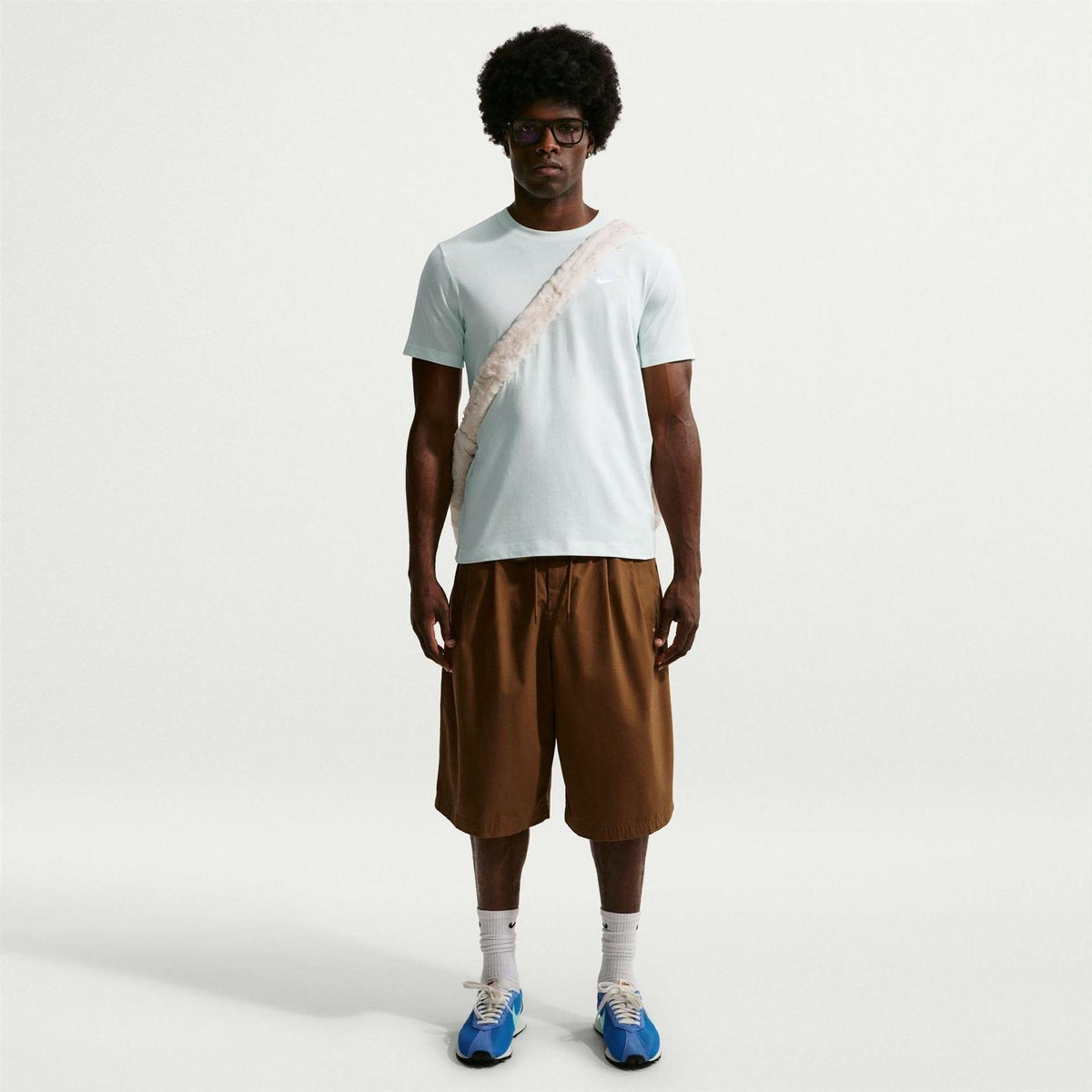 Light Green - Pack Shot - Nike Mens Club T-Shirt