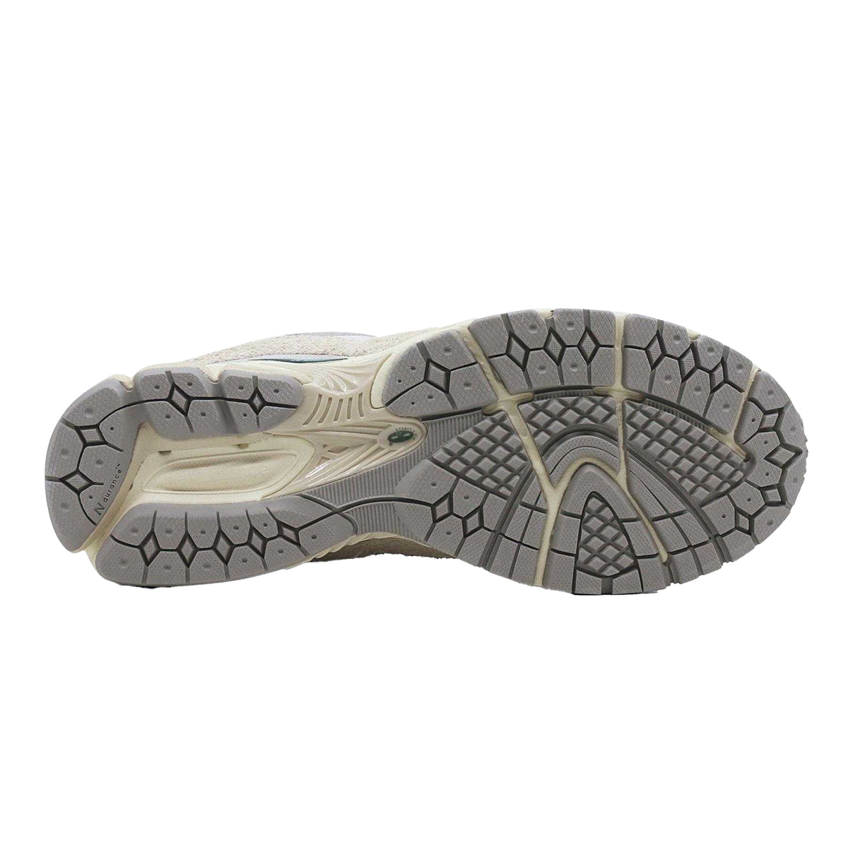 Beige-Grey - Pack Shot - New Balance Unisex Adult 2002 Runners Suede Trainers