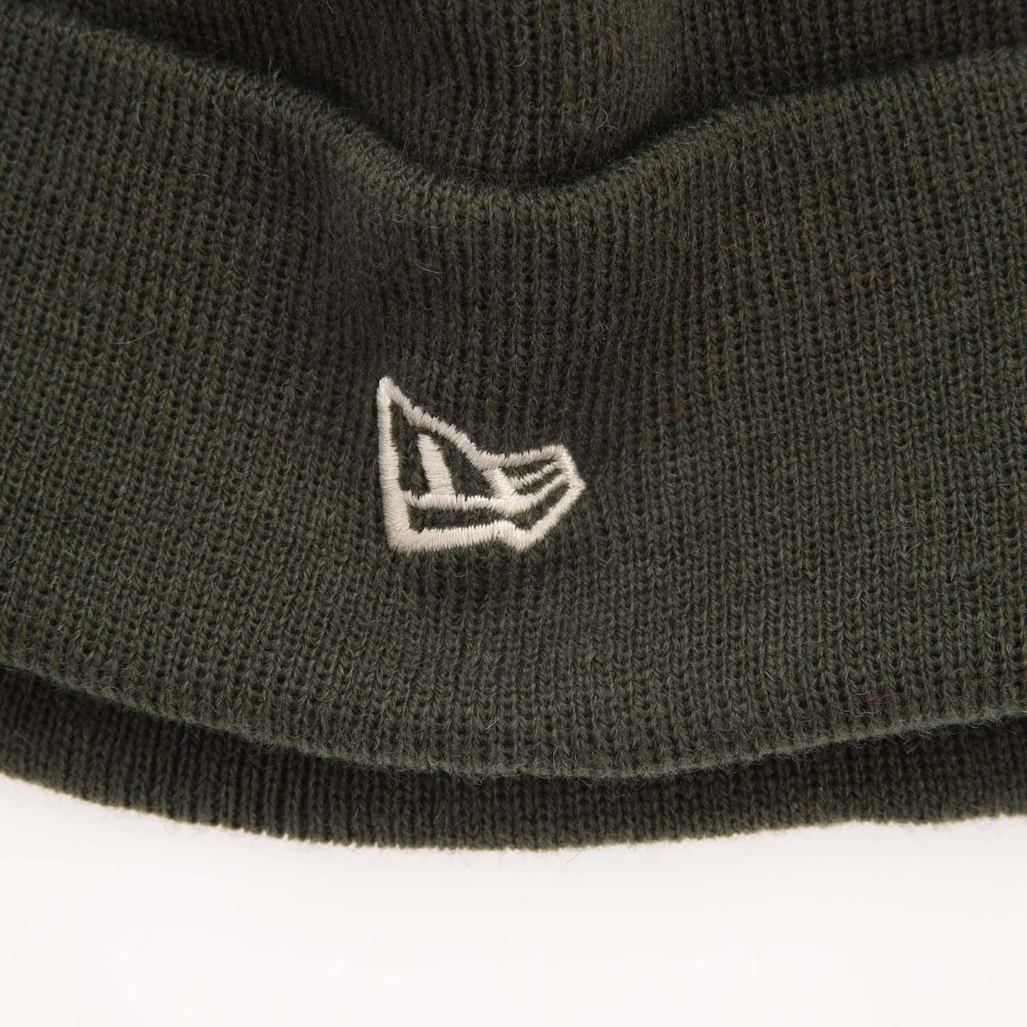Green - Side - New Era Unisex Adult Knitted Cuffed Beanie