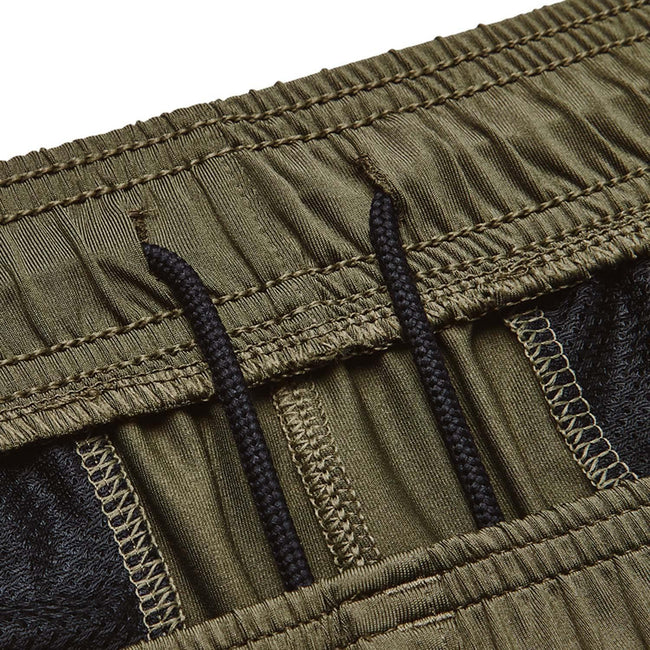 Green - Close up - Under Armour Mens Tech Vent Shorts