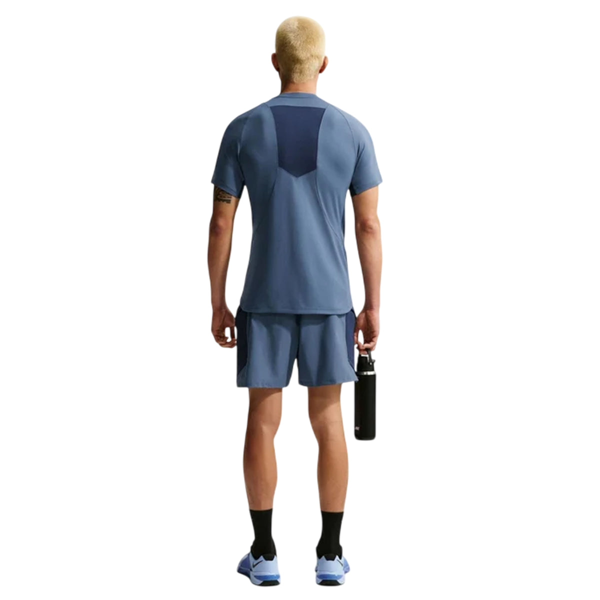 Diffused Blue - Pack Shot - Nike Mens Performance Fitted Gym T-Shirt