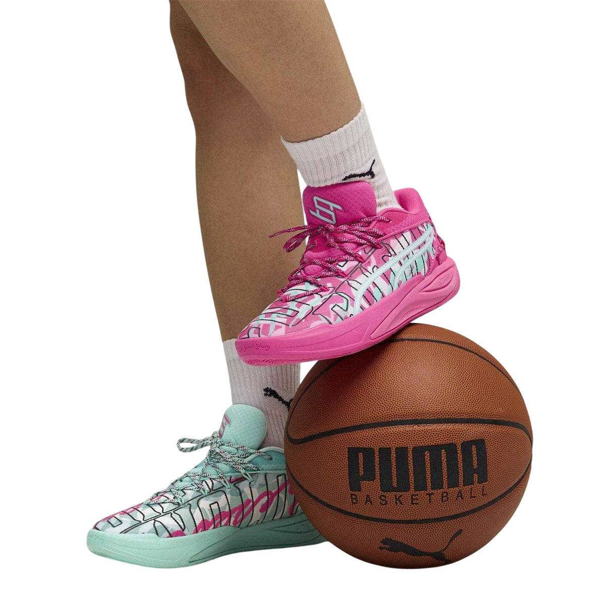 Peppermint - Pack Shot - Puma Womens-Ladies Stewie 4 Timeless Basketball Shoes