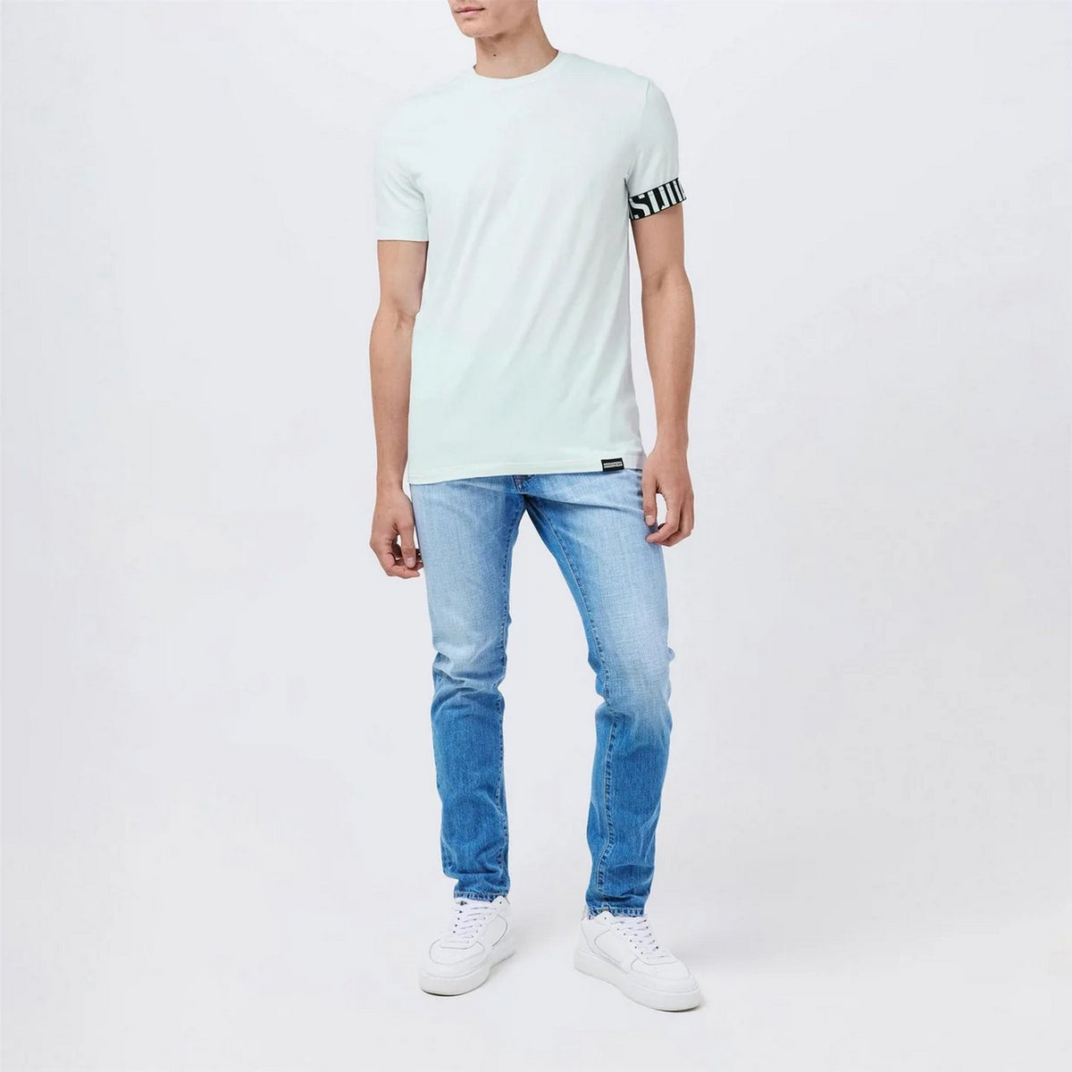White-Black - Close up - DSquared2 Mens Urban Slim T-Shirt