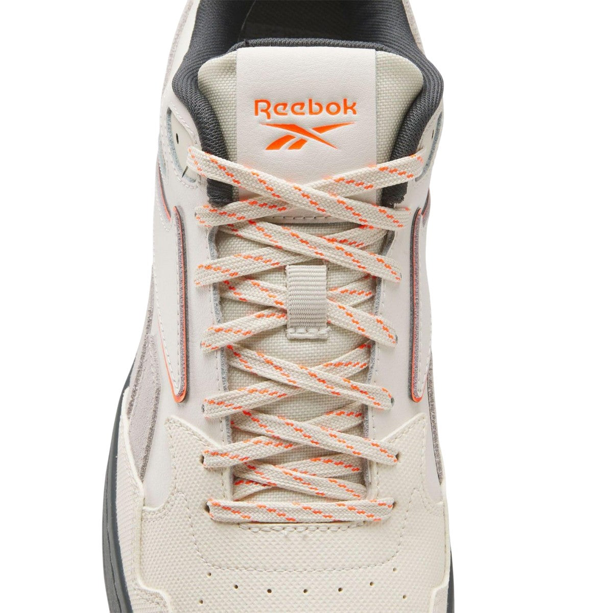White-Black - Close up - Reebok Unisex Adult ATR Chill Leather Basketball Shoes