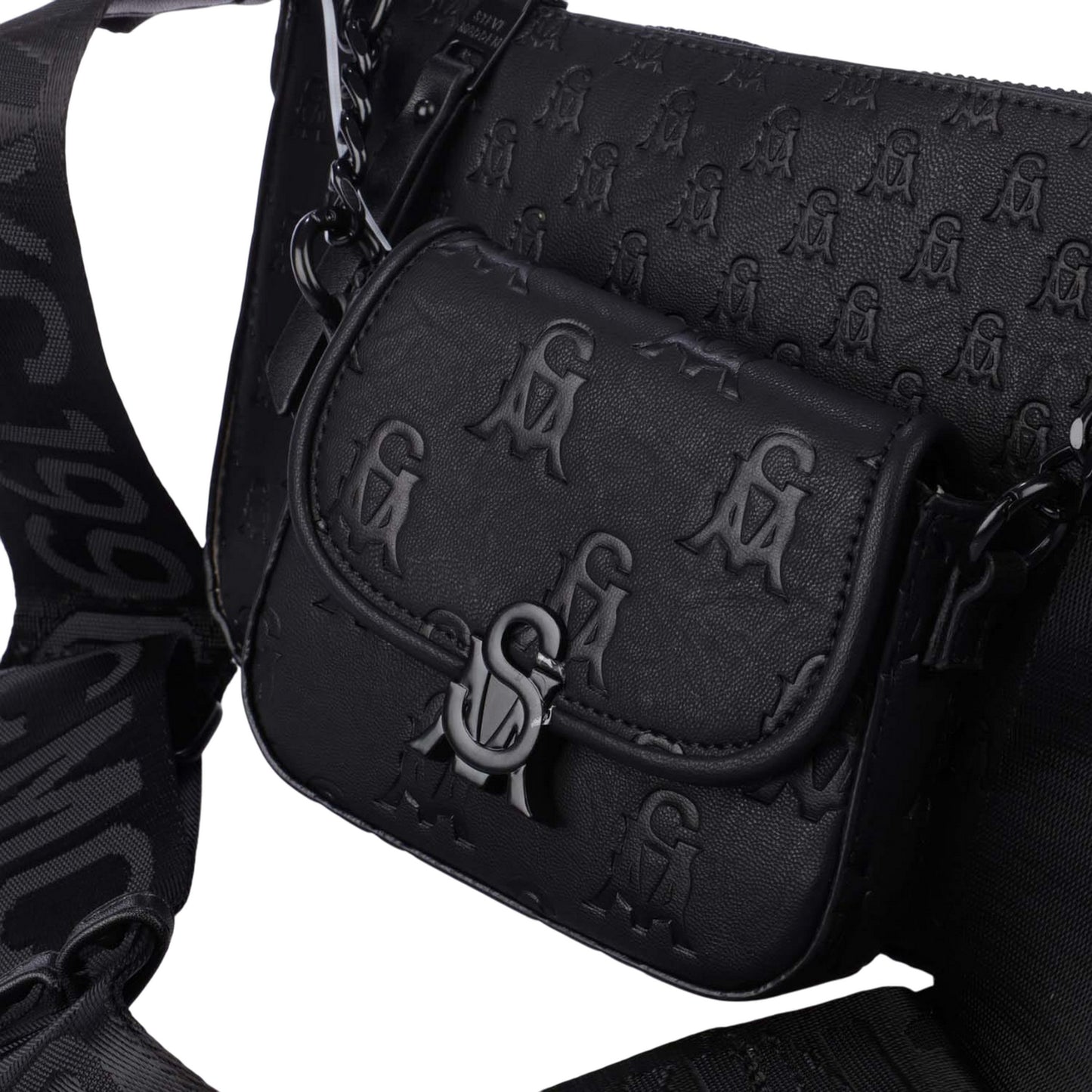 Black - Pack Shot - Steve Madden Bnaim-X Crossbody Bag
