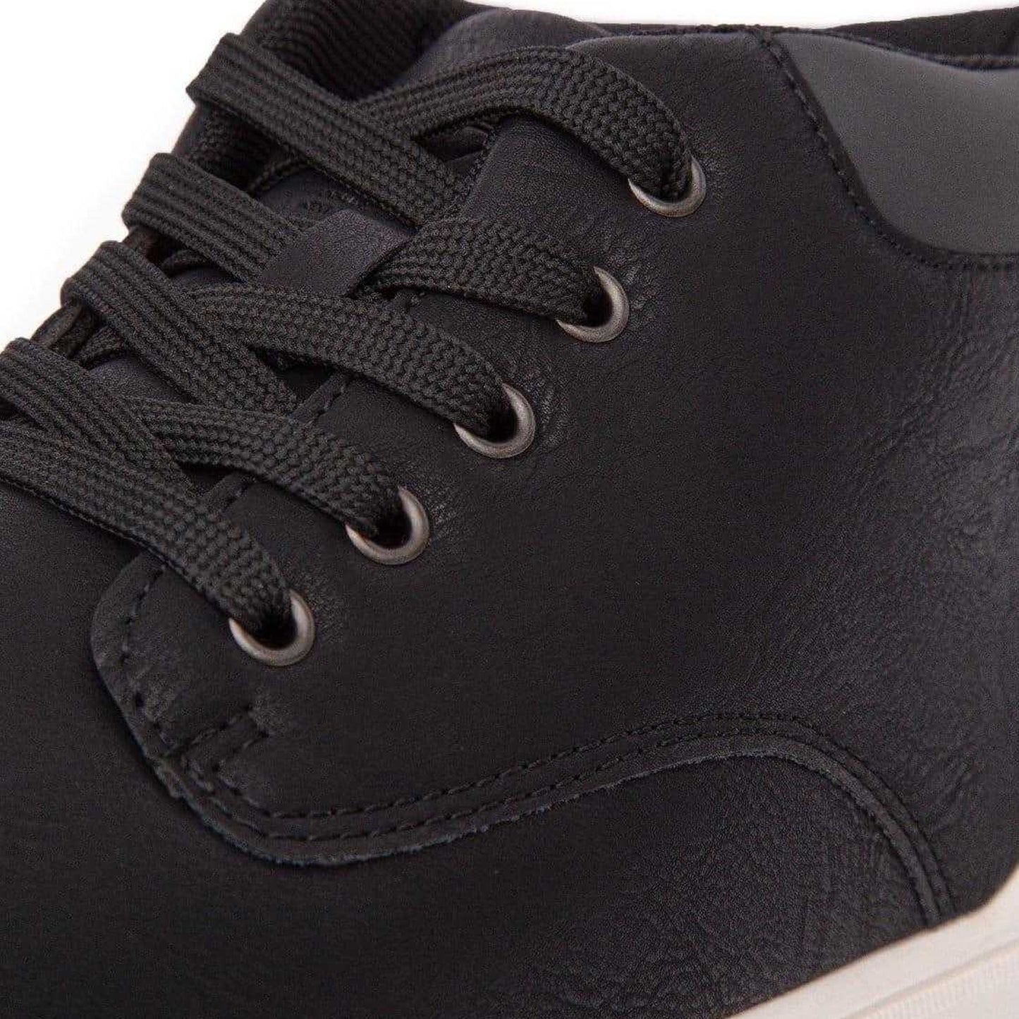 Black - Side - Crosshatch Mens Alistair Leather Trainers