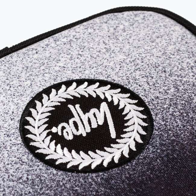 Black-White - Pack Shot - Hype Mono Speckle Fade Lunch Bag