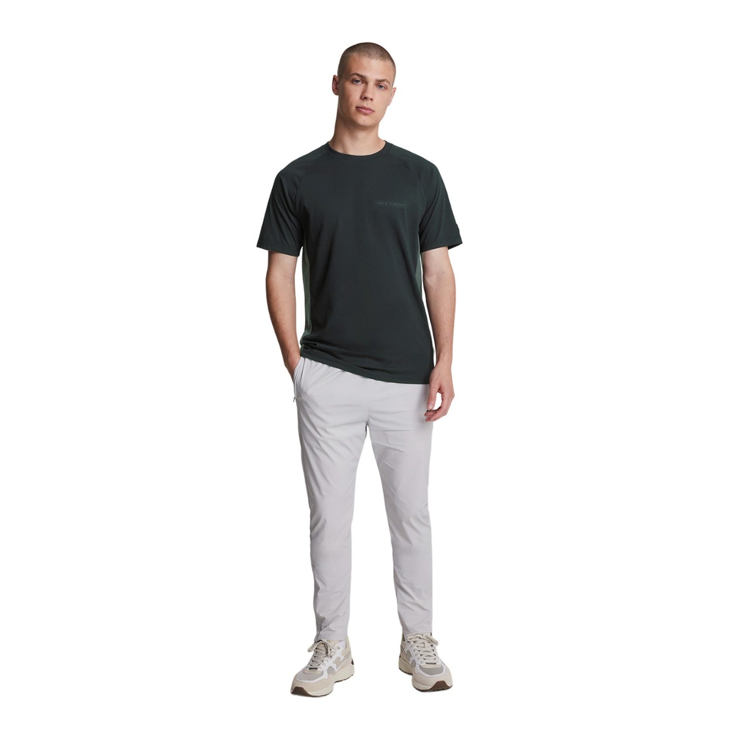 Jet Black-Graphite - Side - Lyle & Scott Mens Core Colour Block T-Shirt