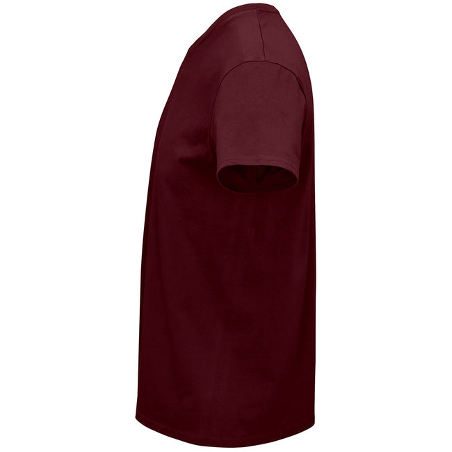 Burgundy - Close up - SOLS Mens Crusader Organic T-Shirt