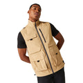 Oat - Lifestyle - Regatta Mens Travel Light Packaway Gilet