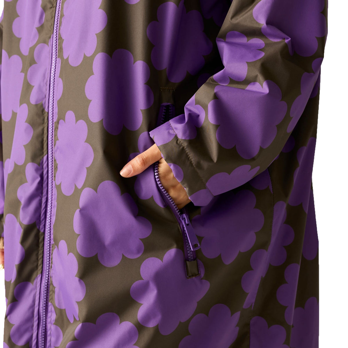 Purple - Close up - Regatta Womens-Ladies Orla Kiely Sun Daisy Changing Robe