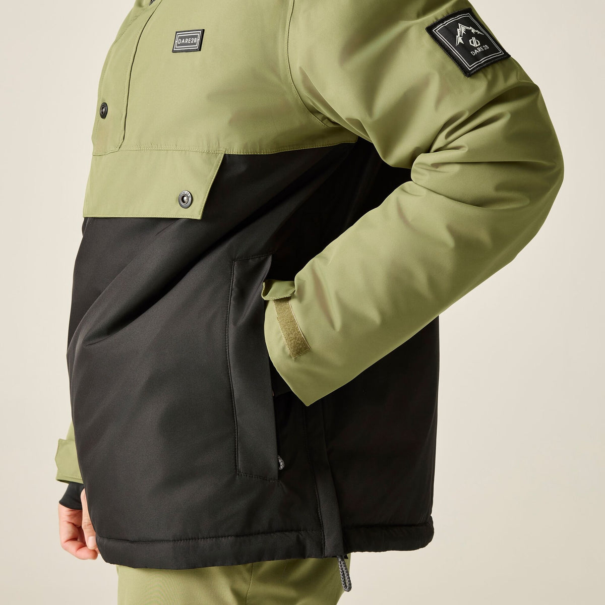 Black-Martini Olive - Close up - Dare 2B Mens Freeride III Overhead Ski Jacket