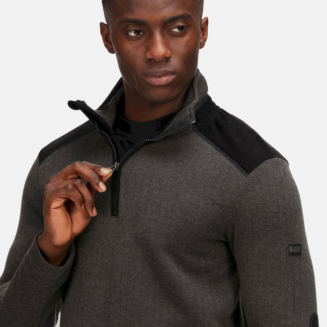 Black - Pack Shot - Regatta Professional Mens Half Zip Fleece Top
