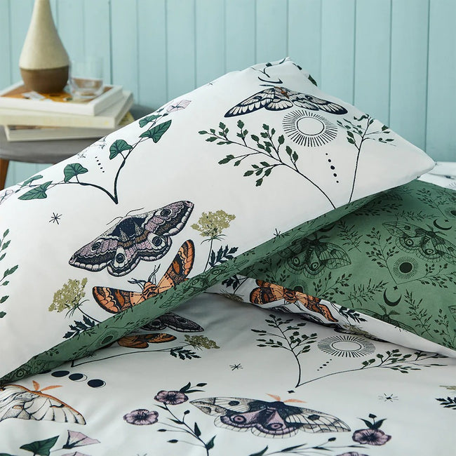 White-Pale Green - Side - Furn Chrysirida Duvet Cover Set