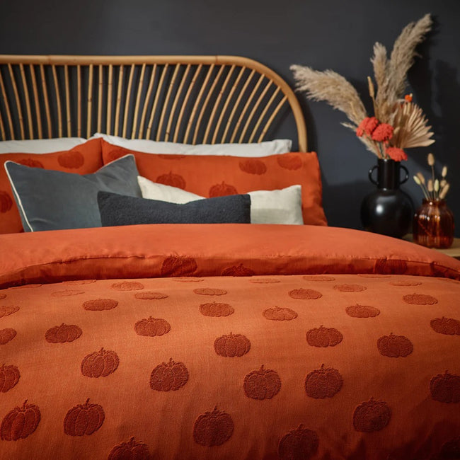 Spice - Side - Furn Tufted Cotton Pumpkin Duvet Cover Set