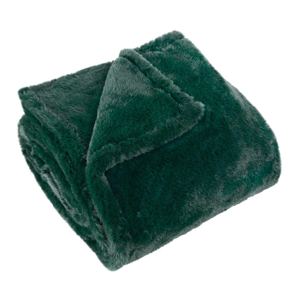 Needle Green - Close up - Furn Kallu Faux Fur Double Sided Throw