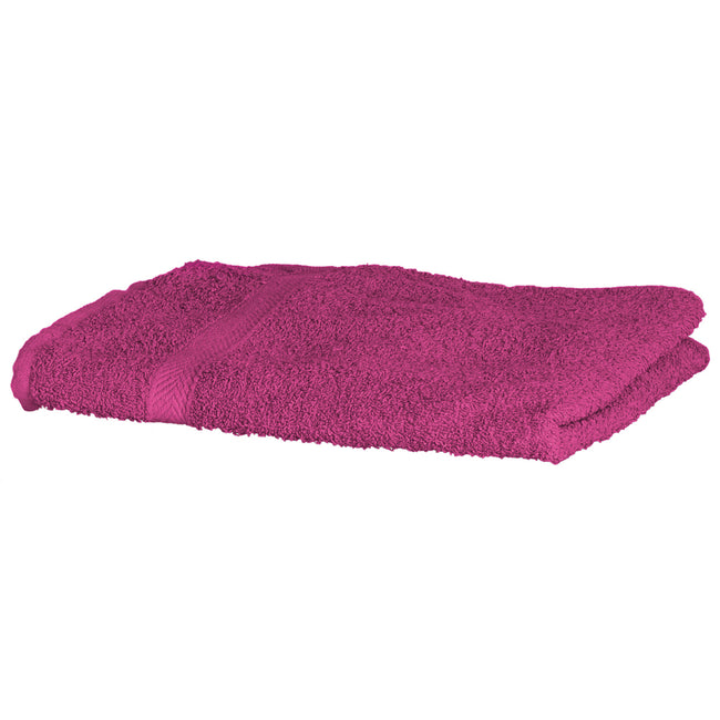 Fuchsia - Front - Towel City Luxury Range 550 GSM - Bath Towel (70 X 130 CM)
