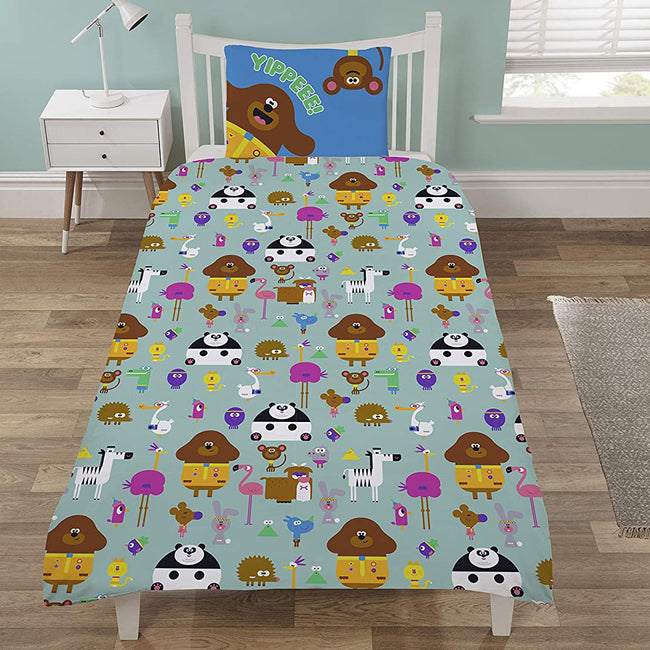 Multicoloured - Side - Hey Duggee Hugs All Round Reversible Duvet Cover Set