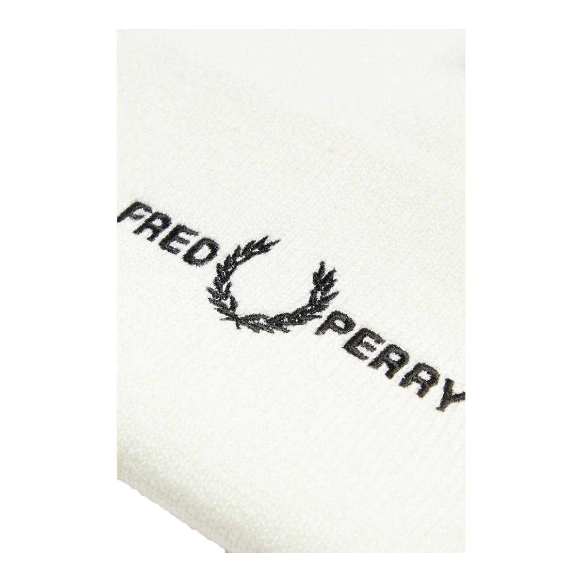 Snow White - Side - Fred Perry Embroidered Logo Beanie