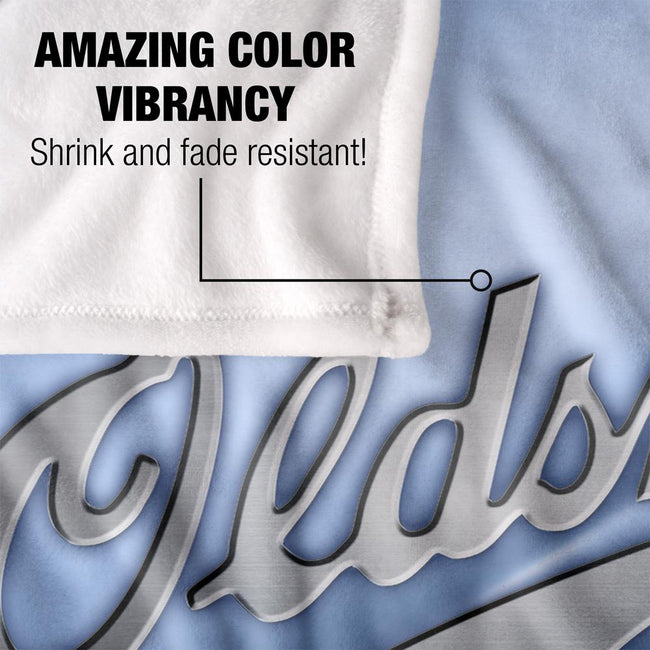 Multicoloured - Lifestyle - Oldsmobile Chrome Logo Blanket
