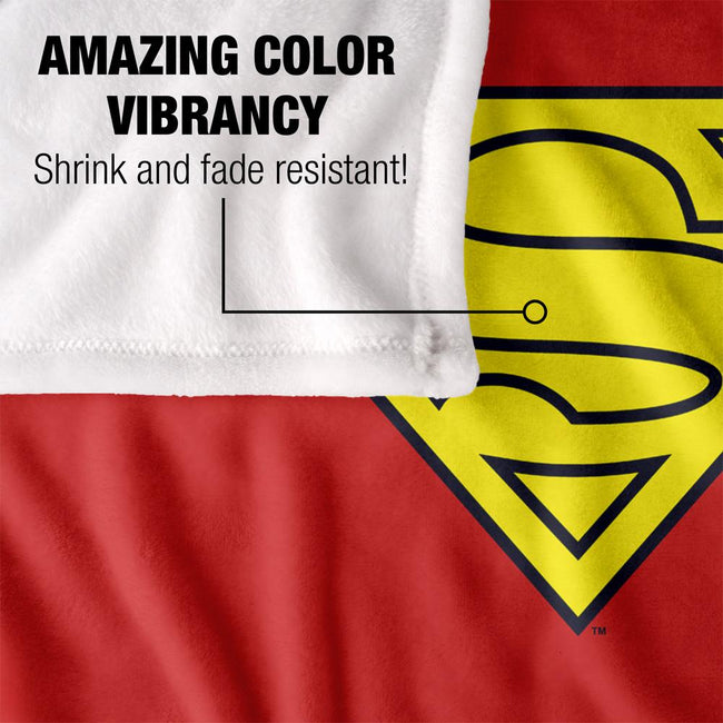 Multicoloured - Lifestyle - Superman Small Logo Blanket