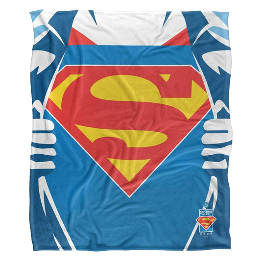 Blue-White - Front - Superman Silky Chest Logo Supersoft Blanket