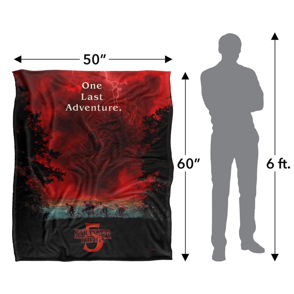 Black-Red-White - Side - Stranger Things Silky Clouds Poster Vecna Supersoft Throw