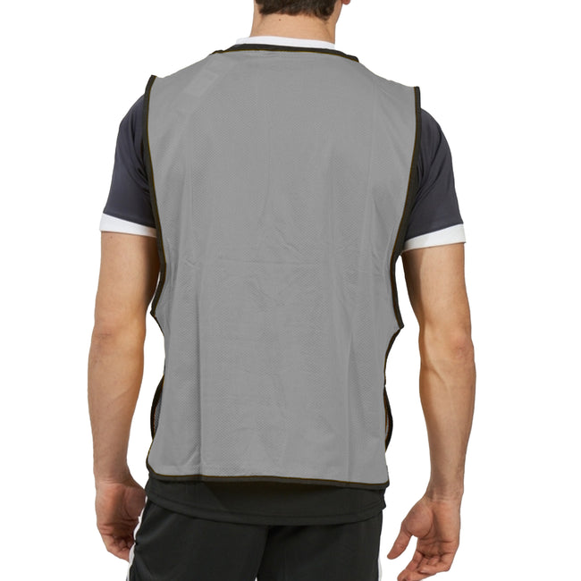 High Rise Grey-Black - Pack Shot - Umbro Unisex Adult Training Bib