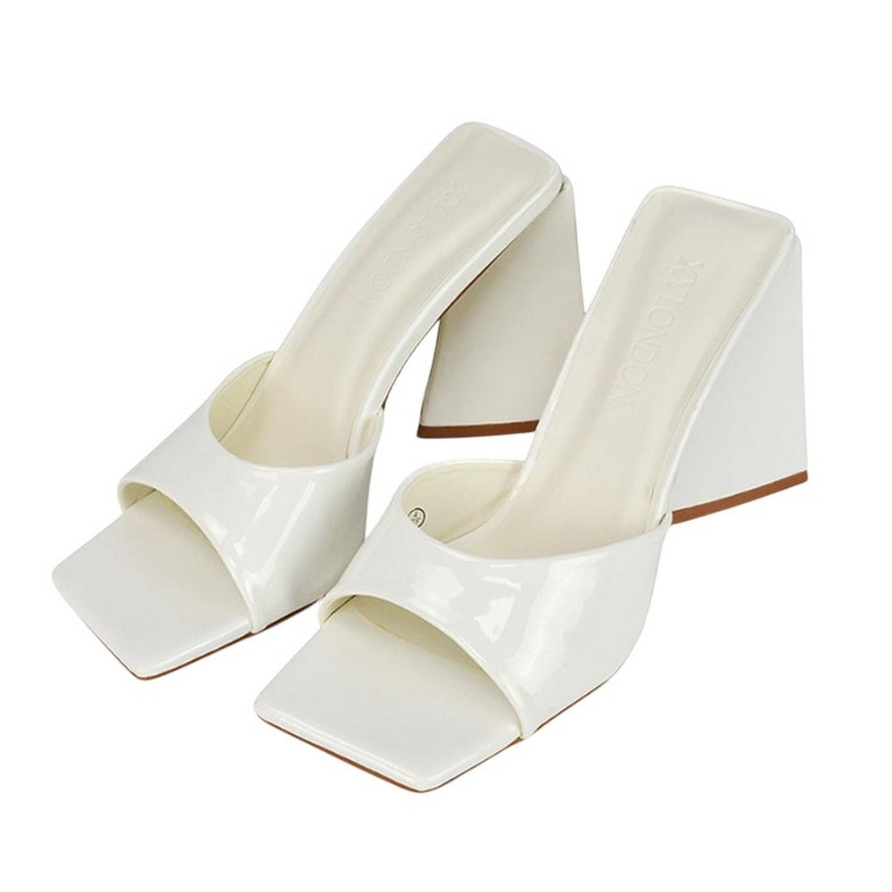 White - Pack Shot - XY London Womens-Ladies Gracia Sculptured Patent Leather Peep Toe Flared Block Heel Mules