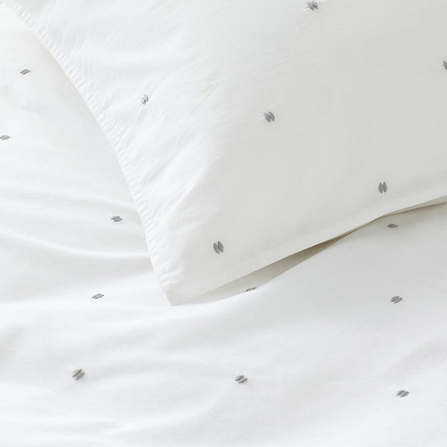White-Grey - Lifestyle - The Linen Yard Strand Duvet Cover Set