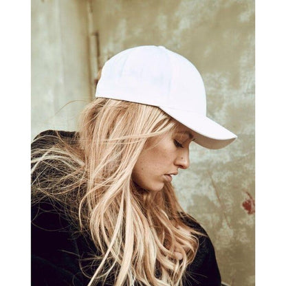 Black - Front - Flexfit Classic Curved Snapback Baseball Cap