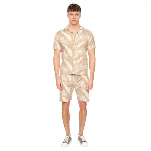 Front - Duck and Cover Mens Hopkinton Tropical Leaves Breathable Shirt And Shorts Set