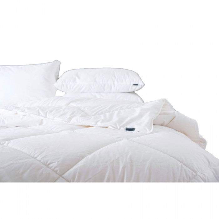 Front - Belledorm Wool Midweight Duvet