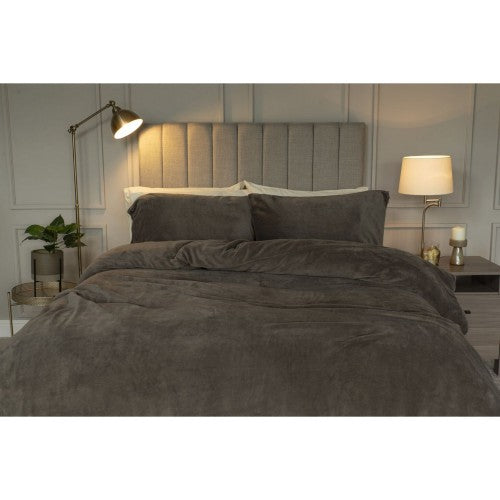 Front - Heat Holders Plain Duvet Cover Set