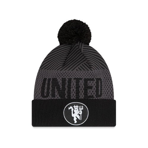 Front - New Era Unisex Adult Manchester United FC Knitted Engineered Crown Beanie