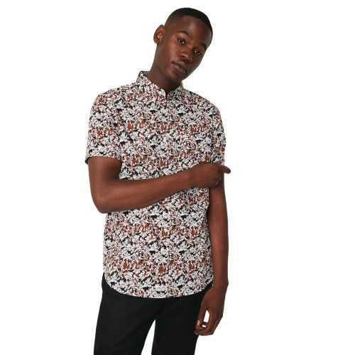 Front - Maine Mens Abstract Palm Short-Sleeved Shirt