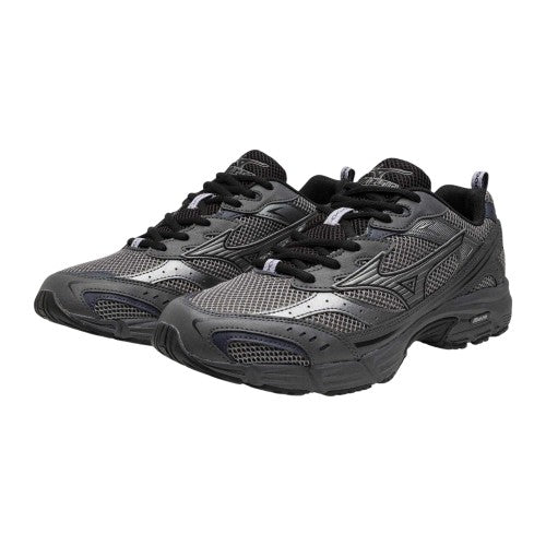 Front - Mizuno Mens MXR Trainers