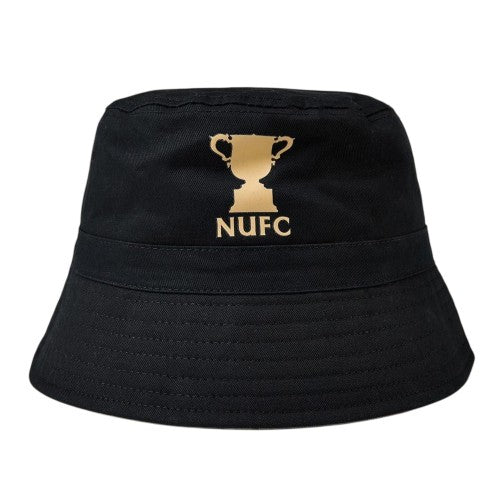 Front - Newcastle United FC Unisex Adult NUFC Trophy Bucket Hat