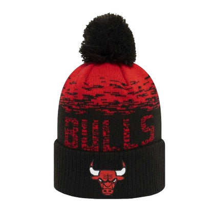 Front - New Era Unisex Adult Chicago Bulls Beanie