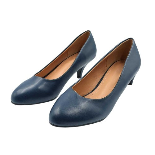 Front - Where´s That From Womens/Ladies Leather Low Heel Court Shoes
